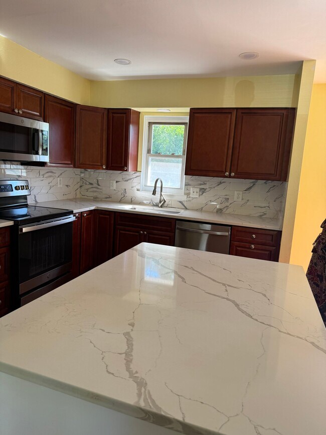 Foto del edificio - 7216 Belinger Ct
