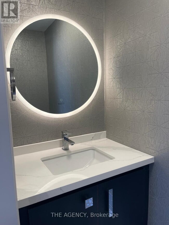 Building Photo - 9031 Yonge St