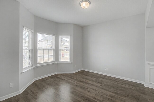 Foto del edificio - 155 Sapwood Wy