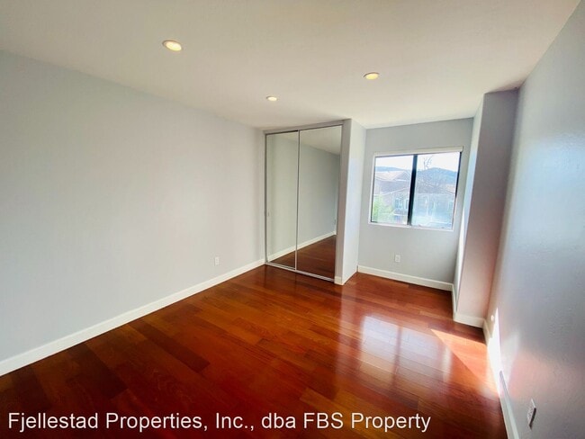 Building Photo - 3 br, 2.5 bath House - 17501 Fairlie Road