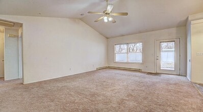 Building Photo - 503 Sabil Dr