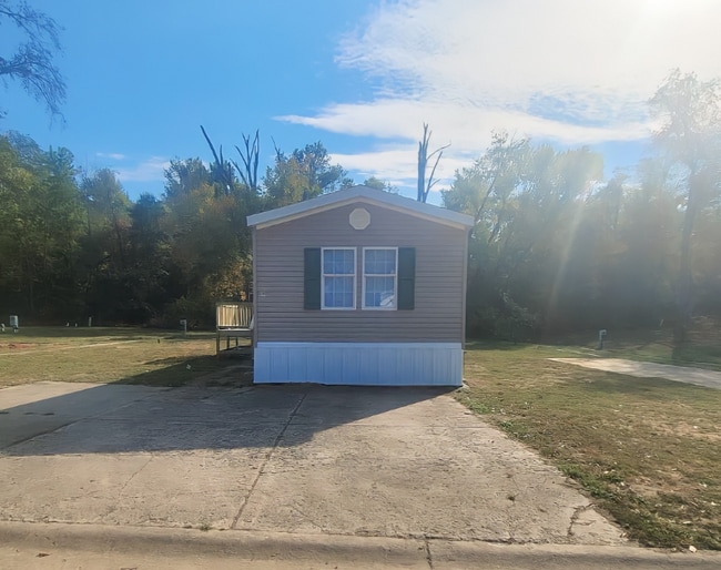 Foto del edificio - 92 Deerwood Park