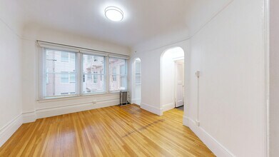 Building Photo - 522 Geary St