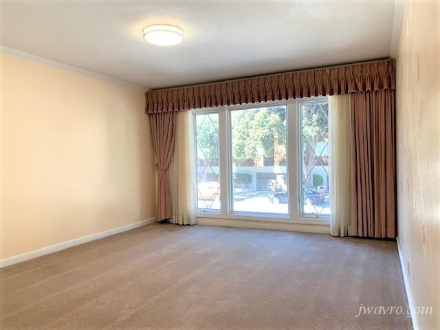 Foto del edificio - 451 Monterey Blvd