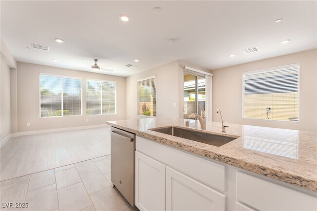 Foto del edificio - 9903 Spinel Pl