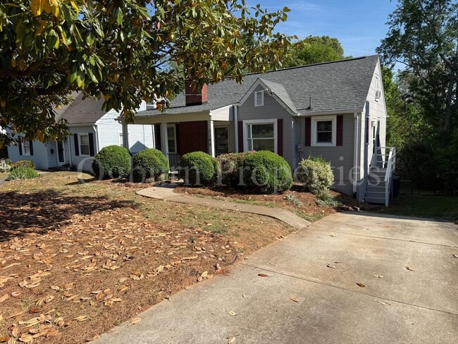 Photo - 2388 Jefferson Ave House