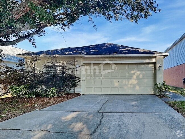 Building Photo - 11613 Ivy Flower Loop