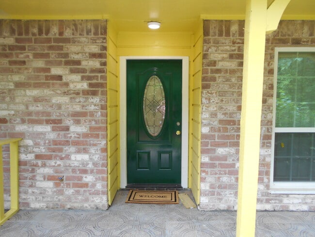 Building Photo - 12447 W Village Dr