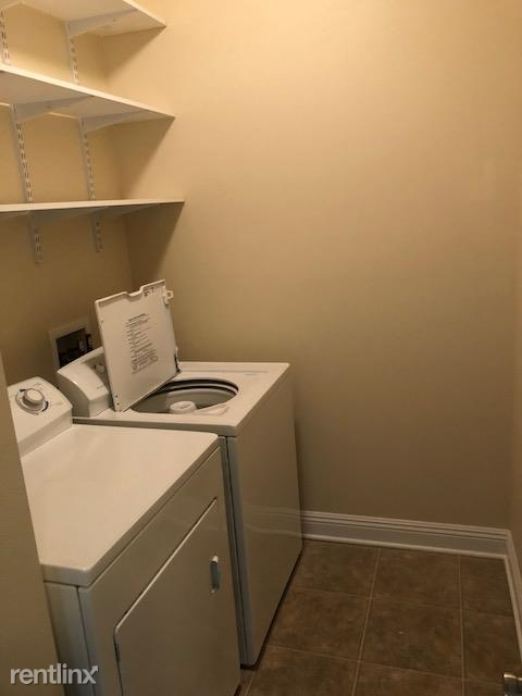 Building Photo - 1 br, 2 bath Condo - 2883 Pebble Circle