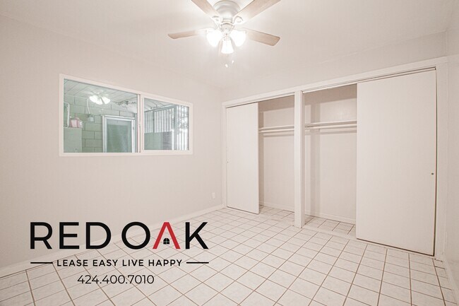 Foto del edificio - 8901 Orion Ave