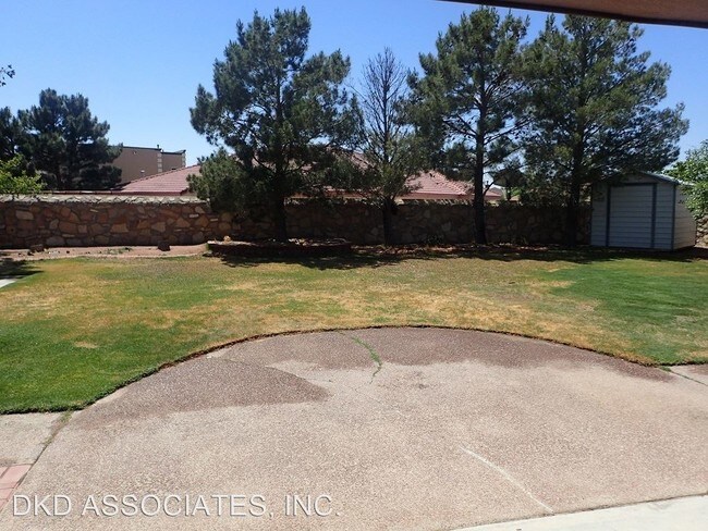 Building Photo - 1345 Rancho Grande Dr