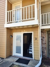 Building Photo - 434 Longwood Ct