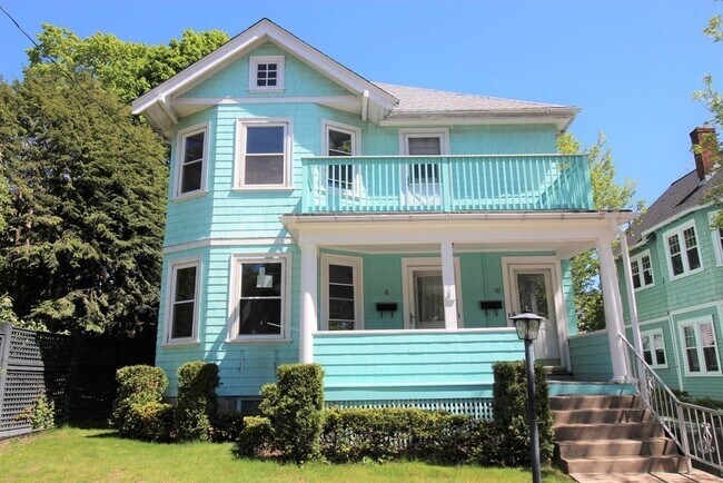 Foto del edificio - 8 Thurston Rd
