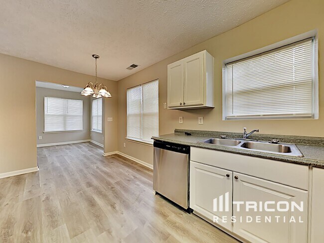 Building Photo - 915 Riley Farm Ln