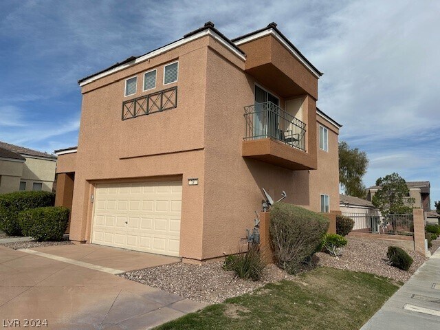 Building Photo - 10544 India Hawthorn Ave