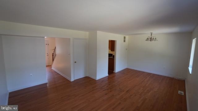 Foto del edificio - 7054 Leewood Forest Dr
