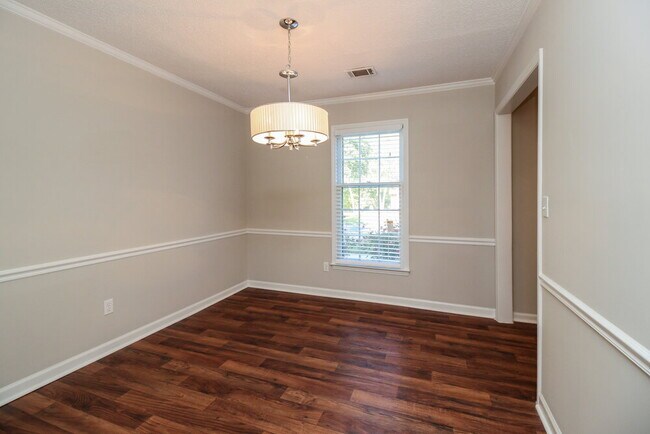 Foto del edificio - 3914 Hadley Farm Dr
