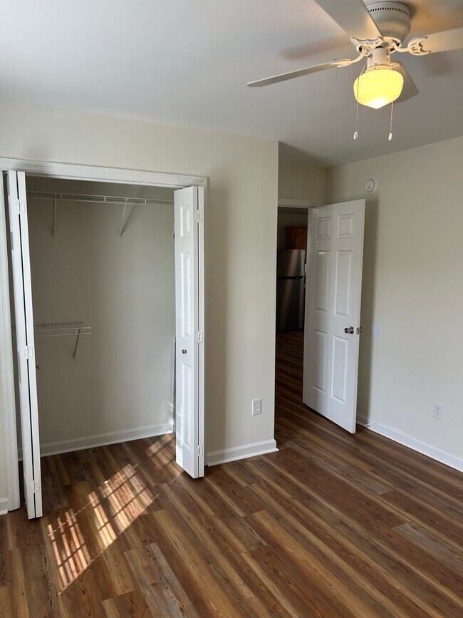 Foto del edificio - 63 Farm View Cir