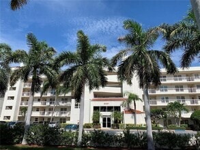 Building Photo - 6061 Bahia Del Mar Cir