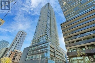 Building Photo - 39-2839 Roehampton Ave
