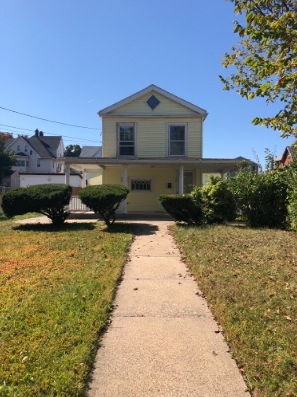 Primary Photo - 385 Columbus Blvd