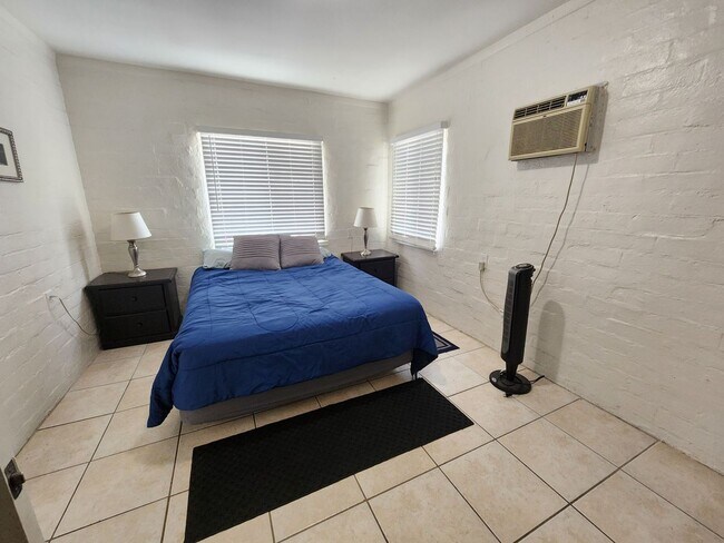 Building Photo - 73514 Desert Trail Dr