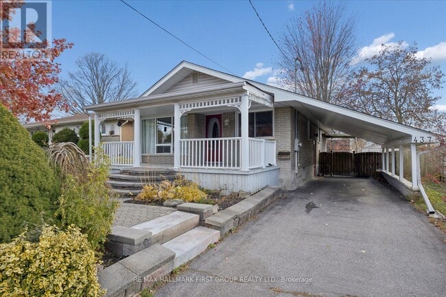 Building Photo - 437 Brentwood Ave