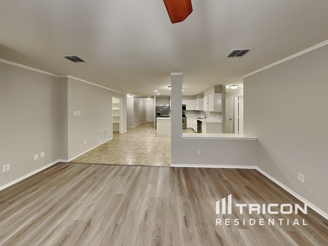 Building Photo - 113 Boca Raton Way Lancaster TX