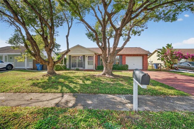 Foto del edificio - 3123 Lodi Dr