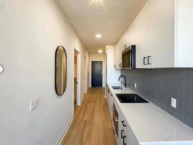 Foto del edificio - 1001 W Grand Ave