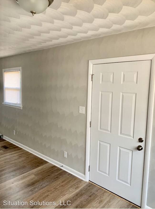 Foto del edificio - 3 br, 1.5 bath House - 1409 Martin Avenue
