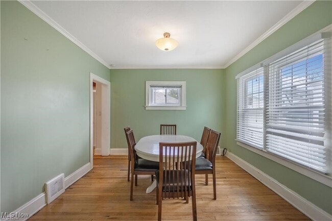 Building Photo - 17525 Crestland Rd