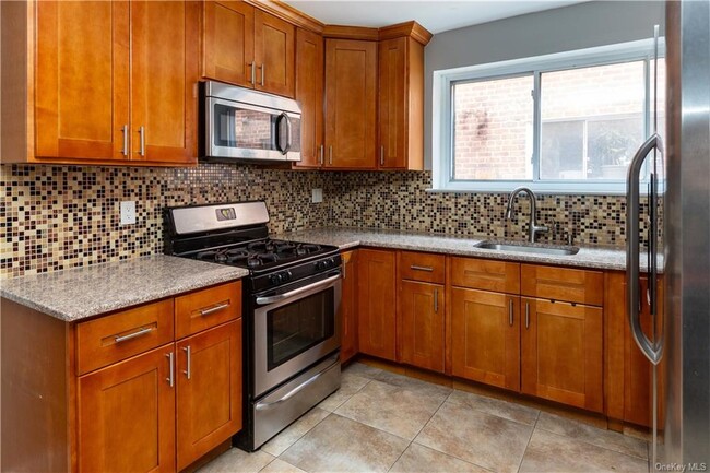 Building Photo - 3841 Orloff Ave