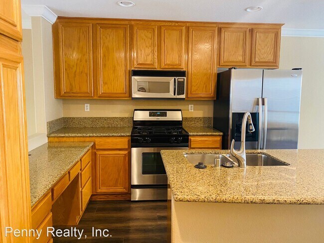 Building Photo - 2 br, 2.5 bath House - 3742 Mykonos Lane #120