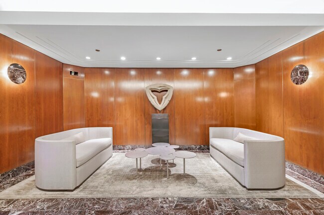 Foto del edificio - 950 N Michigan Ave