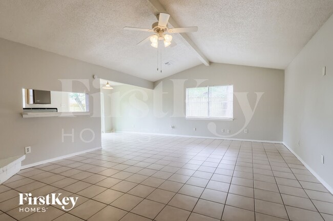 Building Photo - 9819 Kiwi Ln