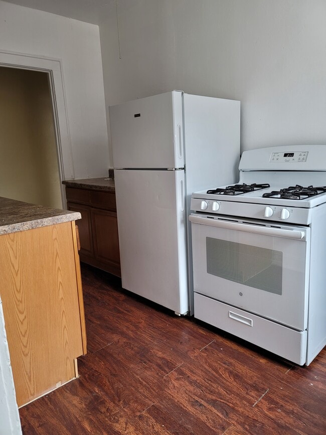 Kitche - 265 Washington Ave