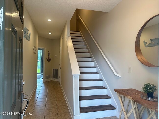 Building Photo - 4372 Ellipse Dr