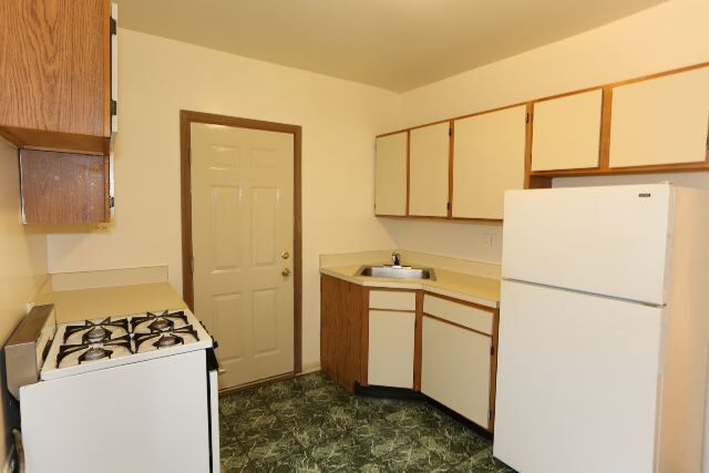 Foto del edificio - 5740 N Winthrop Ave