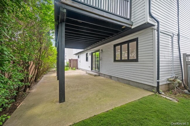 Building Photo - 1 Saratoga St