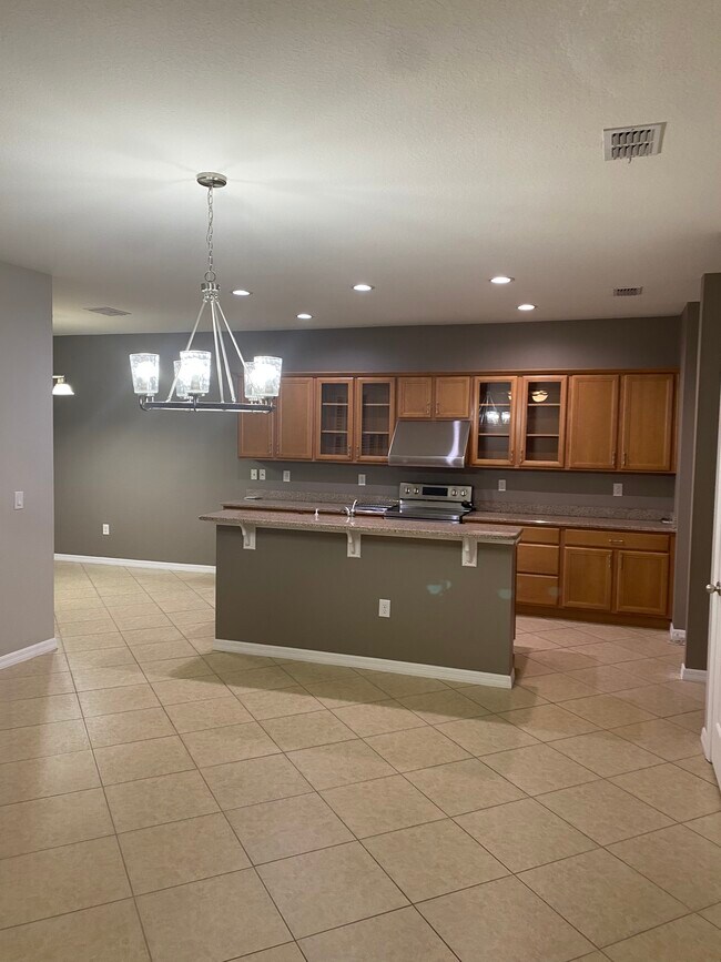 Foto del edificio - 11536 Chateaubriand Ave