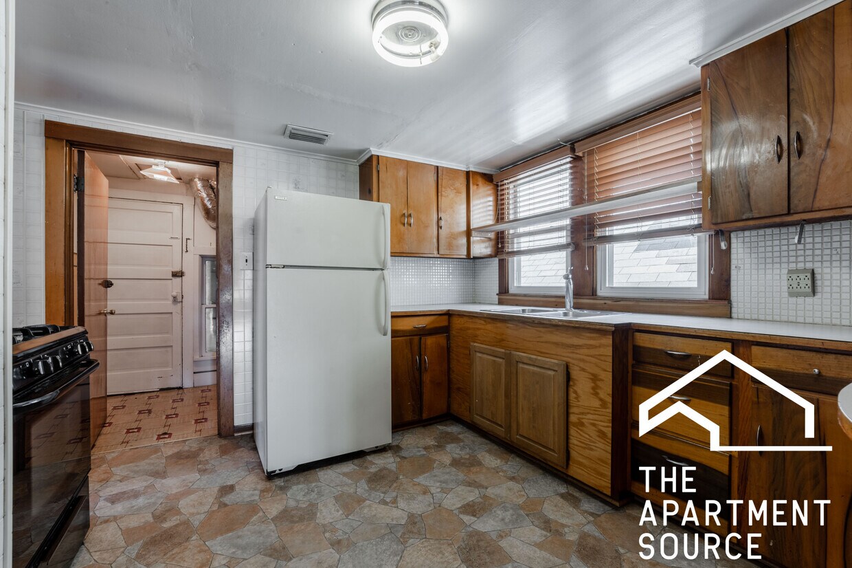 Foto principal - 1334 W Barry Ave