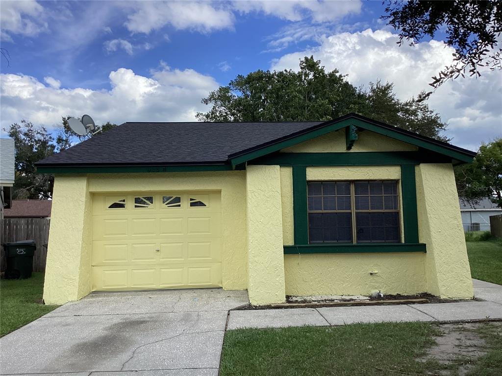 Foto principal - 910 Buttercup Dr