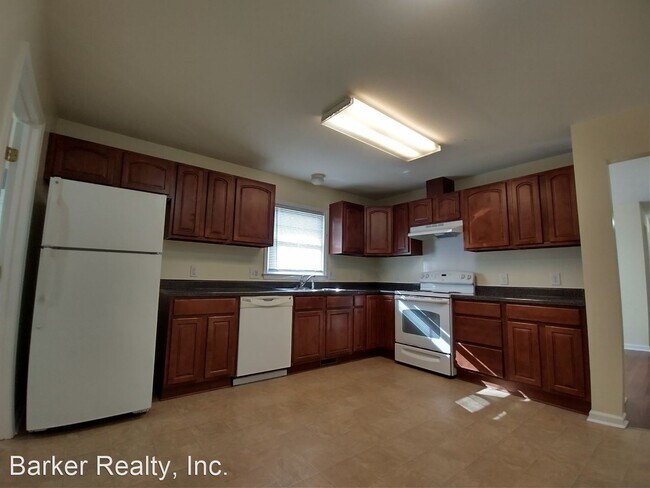 Building Photo - 3 br, 1.5 bath House - 604 McMakin Street
