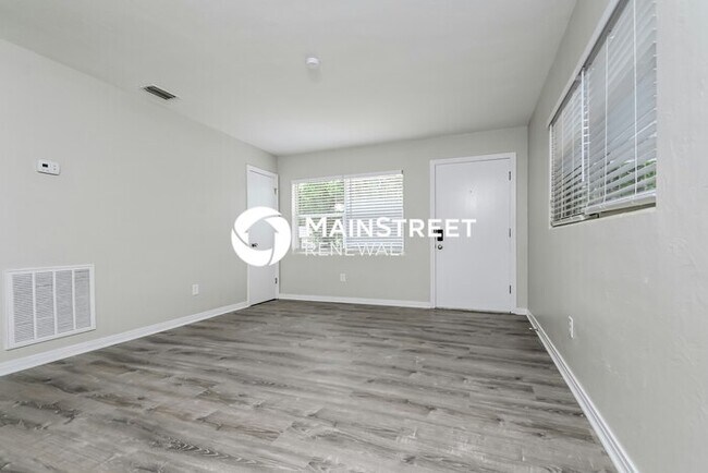 Foto del edificio - 3 Bedroom Pet-Friendly Home in LAKELAND, F...