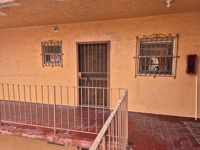 Foto del edificio - 440 E 23rd St