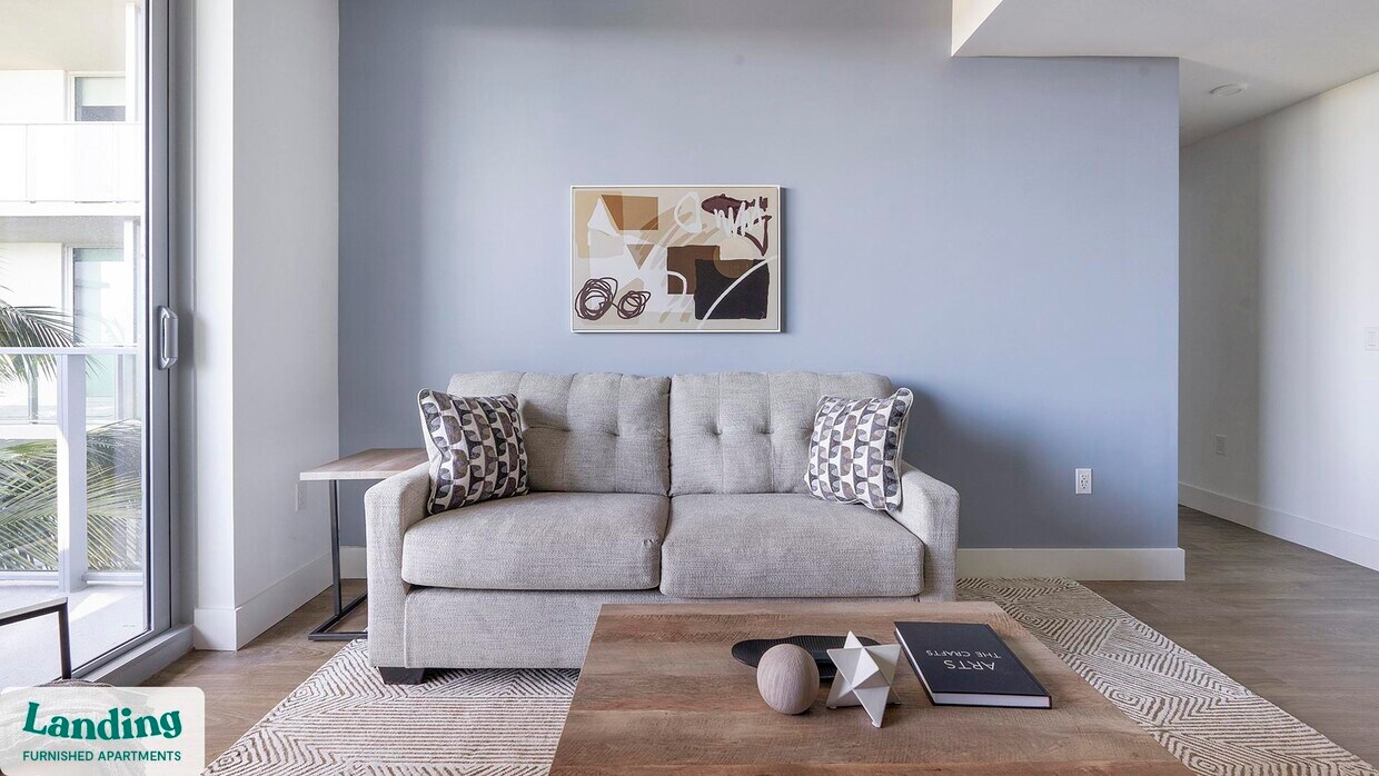 Foto principal - 1950 Mayfair St