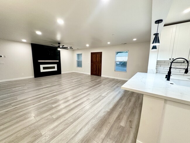 Foto del edificio - 2315 Tavern Rd