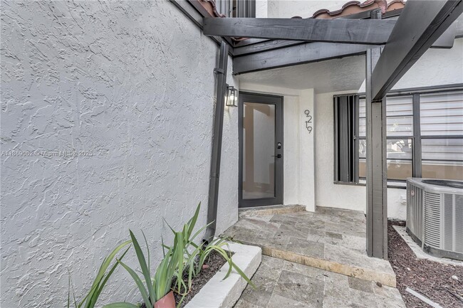Building Photo - 9219 SW 123rd Ave Ct