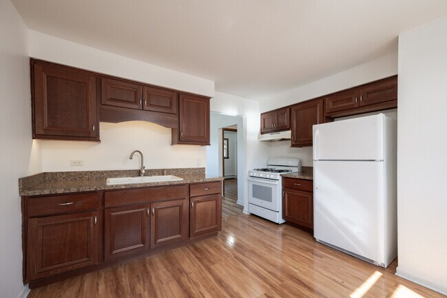 Foto del edificio - 14450 Jefferson Ave